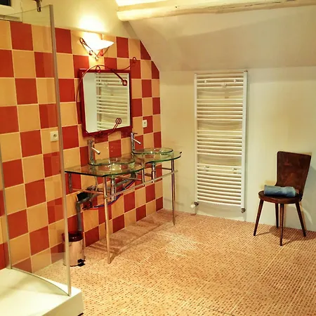 Les Rouges Gorges לינה וארוחת בוקר