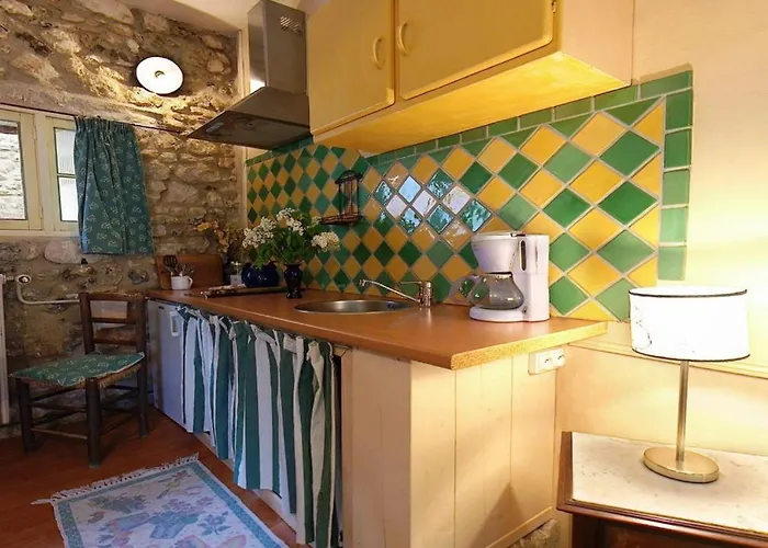 Les Rouges Gorges Bed and breakfast