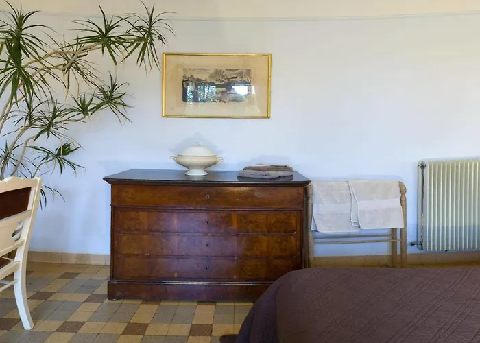 Les Rouges Gorges 3* Giverny