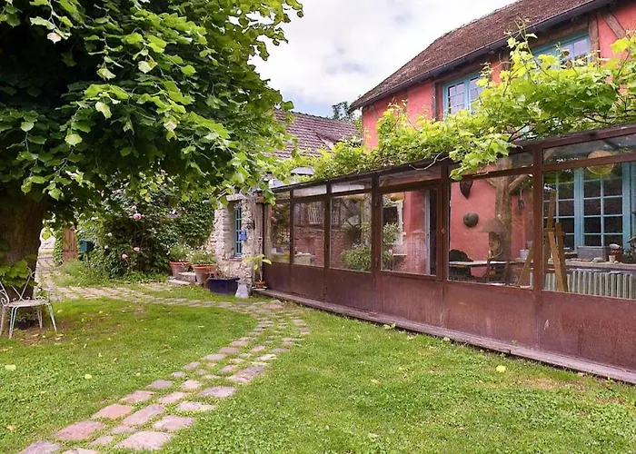 Les Rouges Gorges Bed & Breakfast Giverny